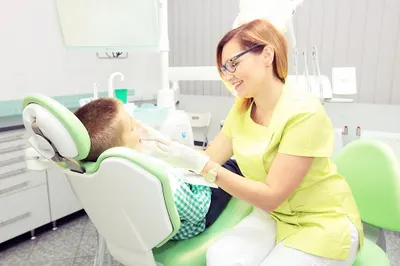 Dentysta Łódź MDDENTAL Stomatologia Estetyczna Zachowawcza Dentysta dla Dzieci Wybielanie Zębów Implanty Protetyka Łódź